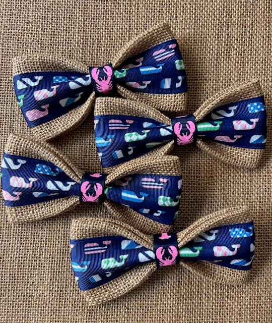 *Preppy Coastal Whales Lobster Center 5"